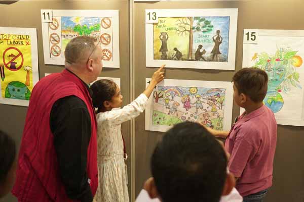 Photo gallery - Recent activities in field area