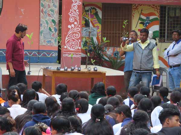 Photo gallery - Recent activities in field area