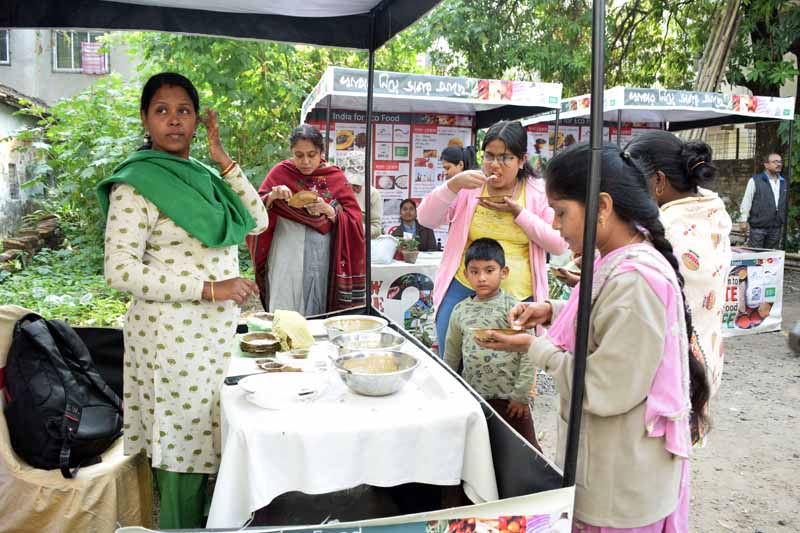Photo gallery - Recent activities in field area